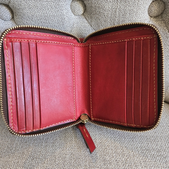 Dooney And Bourke Florentine Wallet - Picture 3 of 4